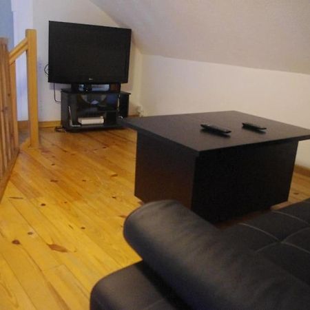 Appartement Rdc Dans Jolie Parc Arbore Beure 外观 照片
