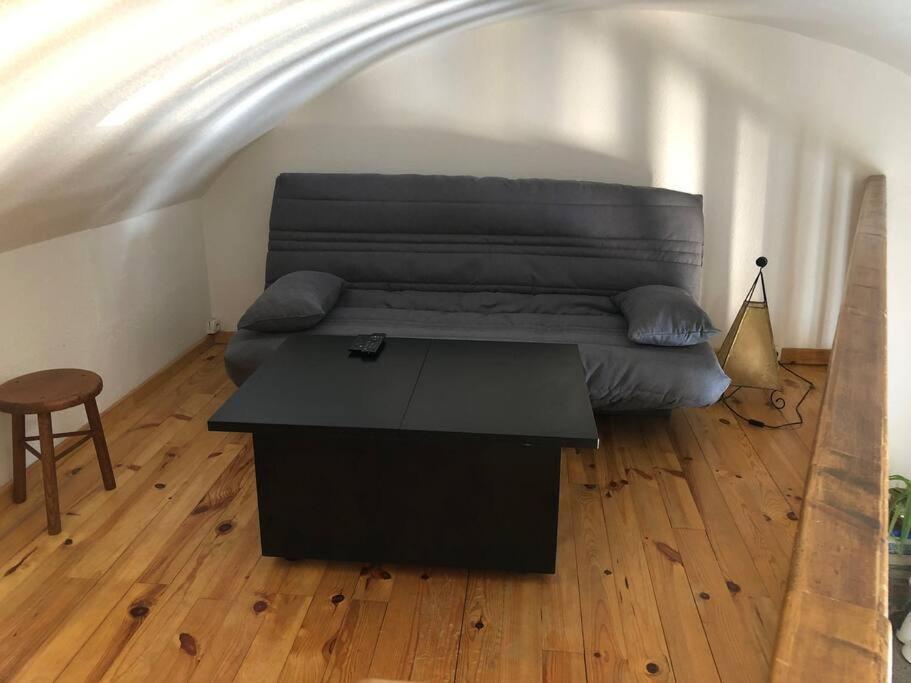Appartement Rdc Dans Jolie Parc Arbore Beure 外观 照片